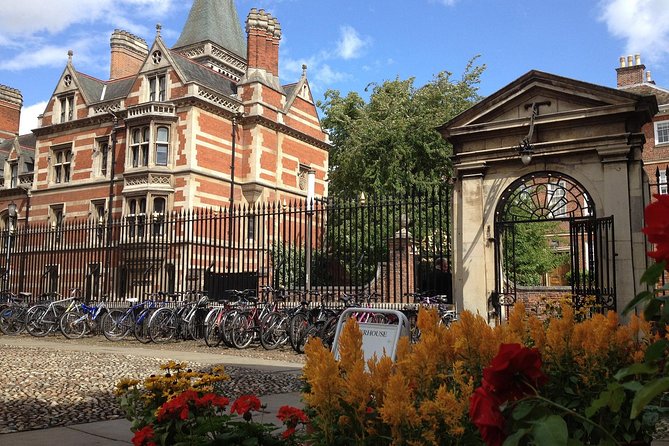 Cambridge Day Trip from London with a Local: Private & Personalized - Cambridge University and King’s College Chapel