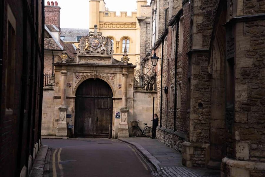 Cambridge: Ghost Tour Led by University Alumni Guide - Key points to know before you book
