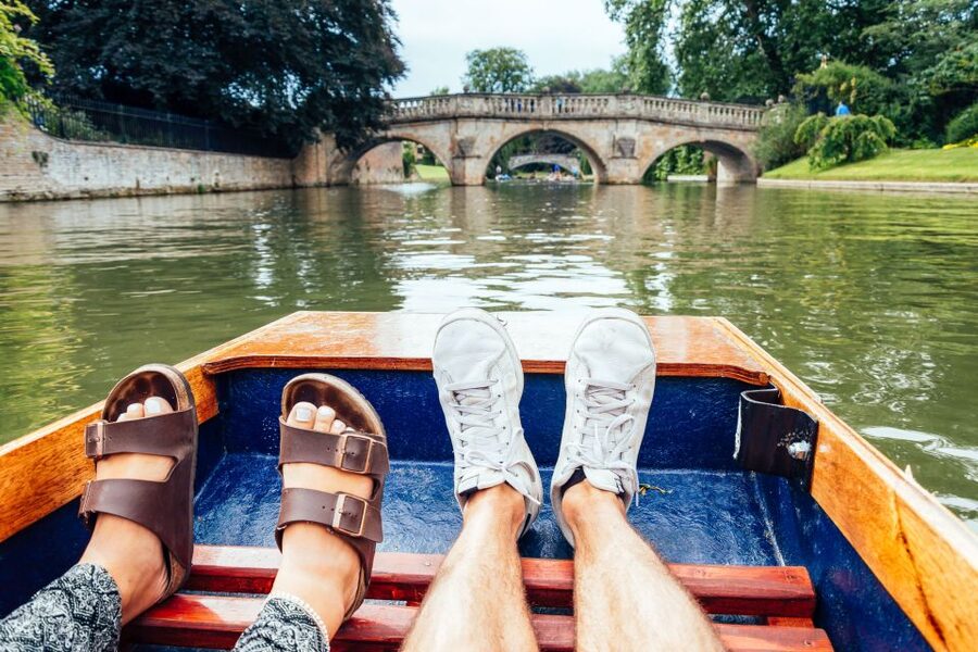 Cambridge: Guided River Cam Punting Tour - Choosing the best time of day