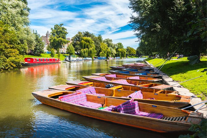 Cambridge Scavenger Hunt and Highlights Self-Guided Tour - Why the puzzle format works for families and groups