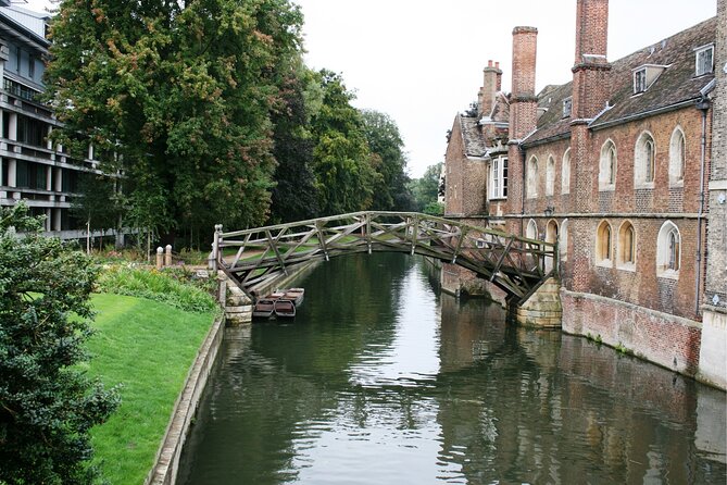 Cambridge Scavenger Hunt and Highlights Self-Guided Tour - How the 10-plus stops work