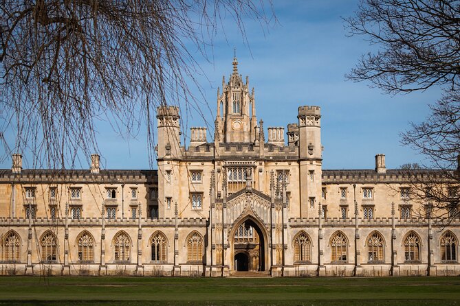 Cambridge - Shared Punting Tour - Why seeing Cambridge by punt is worth your time