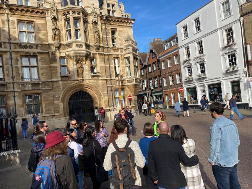 Cambridge: The Original Uncomfortable Cambridge™ Tour - The Backs, Darwin College, and views with a question attached
