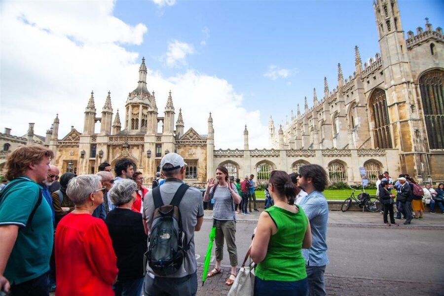 Cambridge: University Alumni Tour with Kings College Option - Why a student guide changes the Cambridge experience