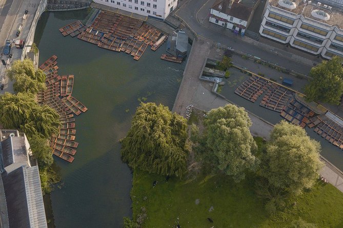 Cambridge University Colleges Guided Punting Tour - Starting at Mill Lane and finding your boat