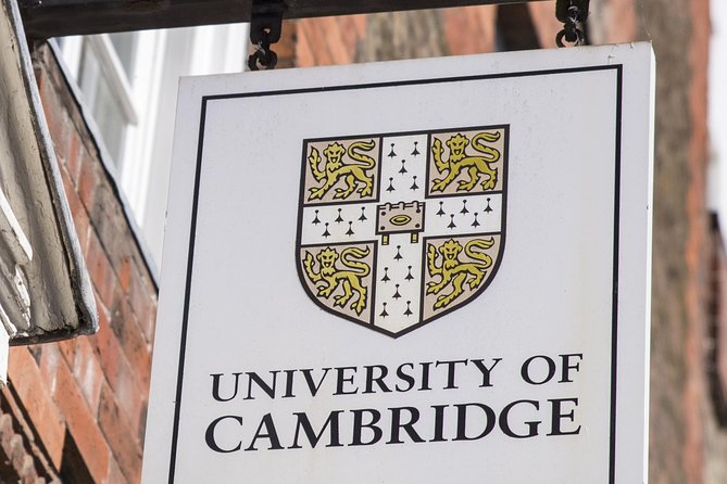 Cambridge University Walking Tour by Alumni™ Kings College Option - The Eagle pub and Cambridges scientific past