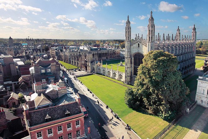 Cambridge University Walking Tour by Alumni™ Kings College Option - Corpus Christi College and its darker stories