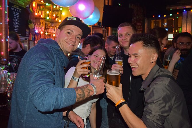 Camden Pub Crawl in London - Free shots and drink discounts: where the price earns its keep