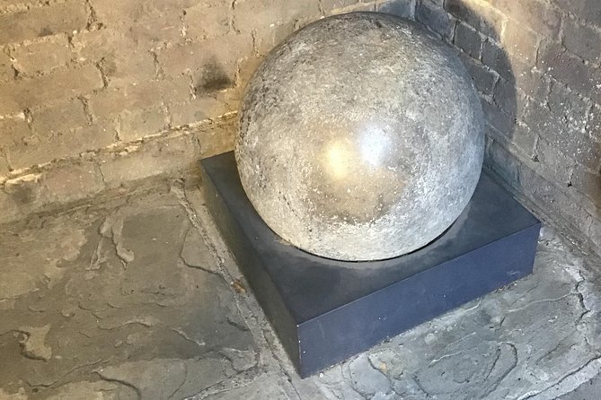 Castles, Crusaders, Communists & Courts - St. Paul’s Cathedral and the Old Bailey