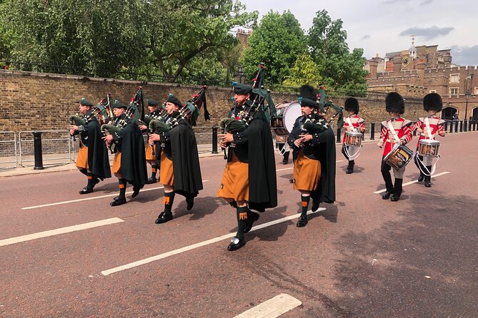 Changing of the Guard Walking Tour - Is $26.35 a fair price?