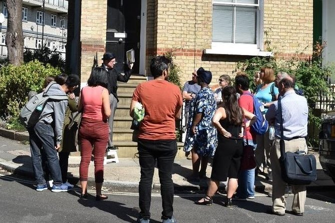 Chaplin Walks - Kennington at 1:30 pm: Starting the Walk