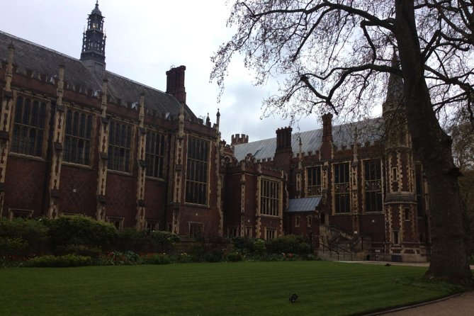 Charles Dickens Private Walking Tour - High Holborn and the Route Toward Bloomsbury