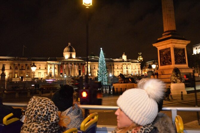 Christmas Lights Open-Top Bus Tour - Trafalgar Square and the Christmas tree