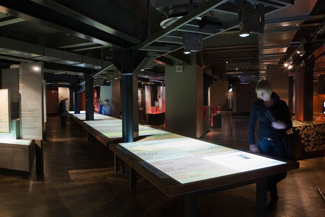 Churchill War Rooms "Behind The Glass" and Private Car Tour - How this tour compares with visiting alone