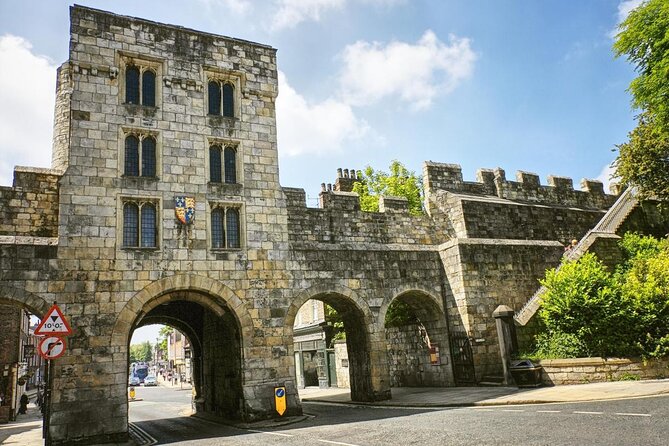 City Sightseeing York Hop-On Hop-Off Bus Tour - Stops 17 to 21: the station and Museum Gardens