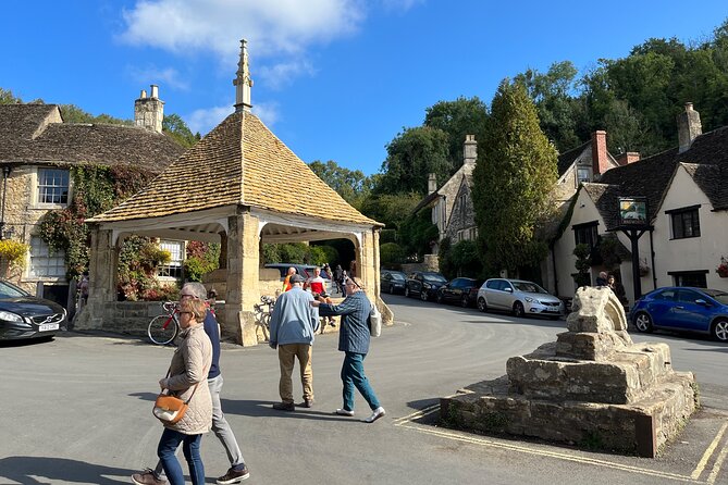 Cotswold Village Private Day Trip from Bath - A route built around your group