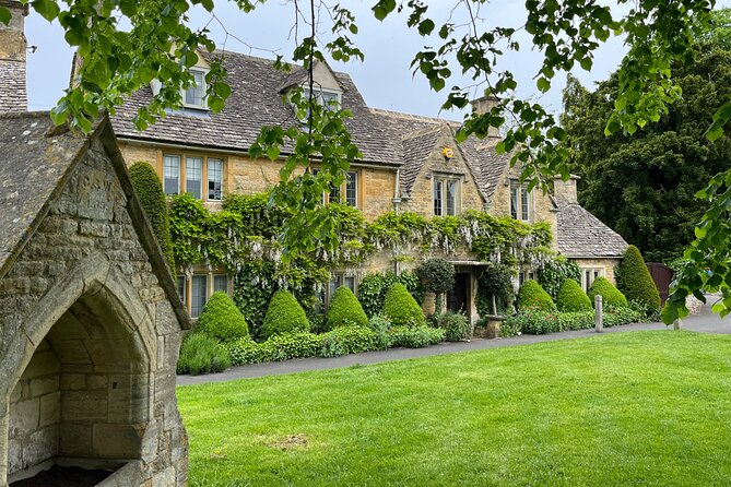 Cotswold Village Private Day Trip from Bath - What the $755.84 price really buys you