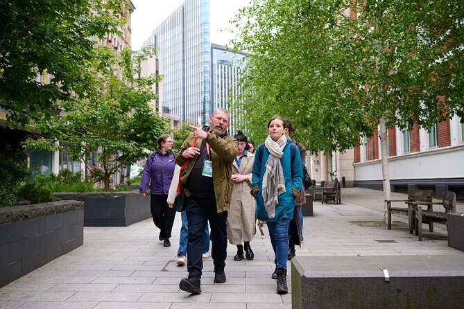 Devour London Historical Pub Tour:Traditional British Food & Ales - The Old Bell Tavern and a cider stop