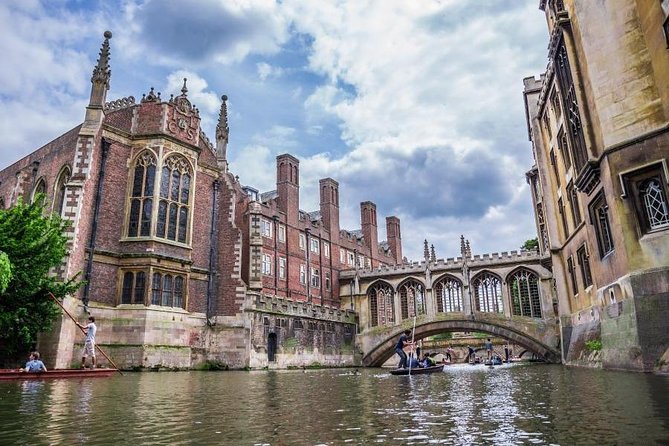 Discover Oxford and Cambridge with Guide from London by Coach - The Corpus Clock, a strange and memorable stop