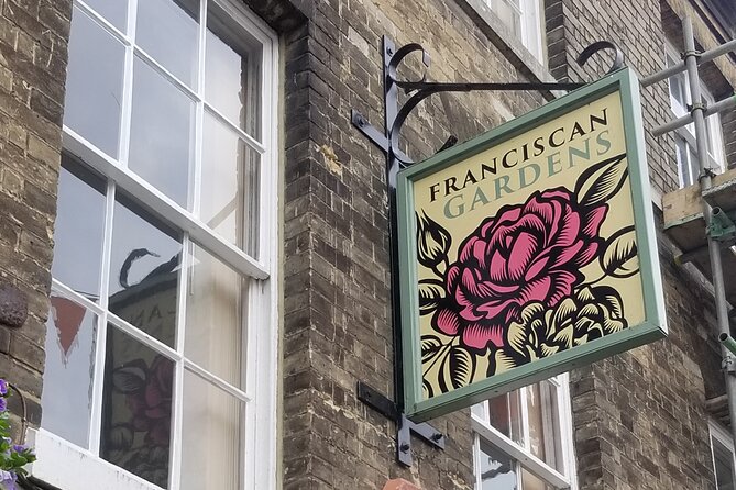 Dover Cruise Ship to Leeds Castle via Canterbury, Villages & back - Leeds Castle and its two islands