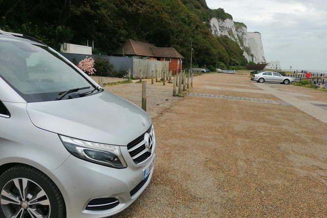 Dover Shore Excursion. Cruise Terminal to London with stopover at Hever Castle - From Dover’s cruise terminal to the White Cliffs