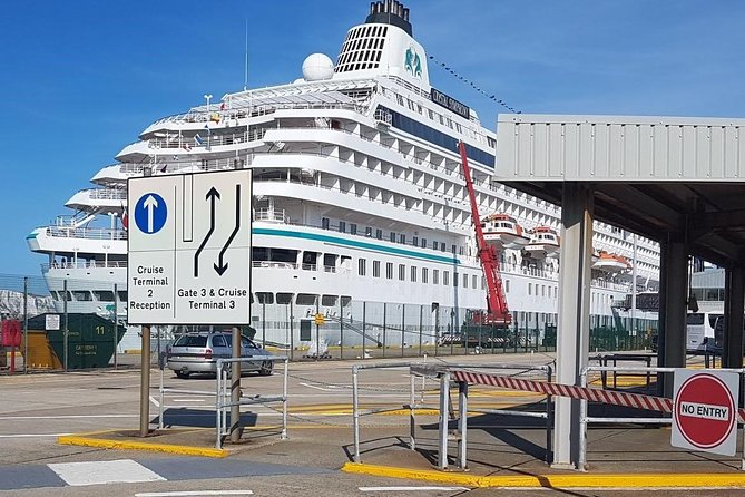 Dover Shore Excursion. Cruise Terminal to London with stopover at Hever Castle - Why Anne Boleyn’s connection matters