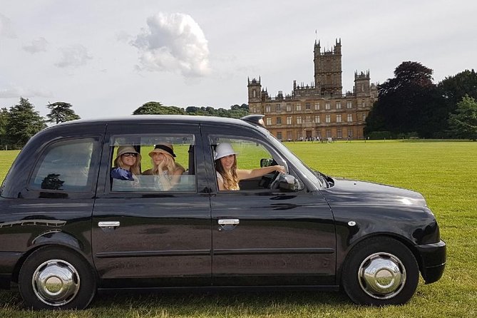 Downton Abbey and Castle Taxi Tour from London with Hotel Pickup - A private London departure at 8:30 a.m.