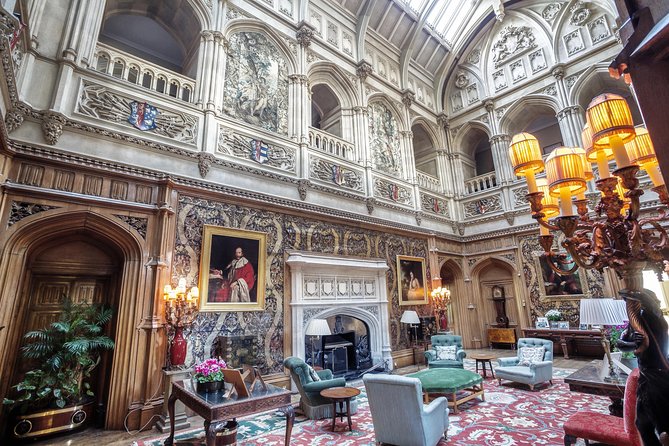 Downton Abbey and Village Coach Tour from London with Highclere - How much time is spent on the coach