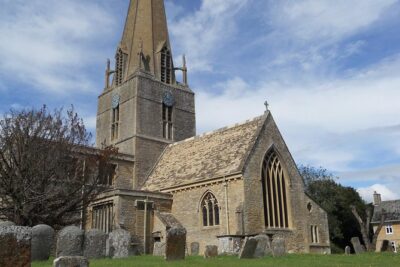 Downton Abbey and Village Small Group Tour from London