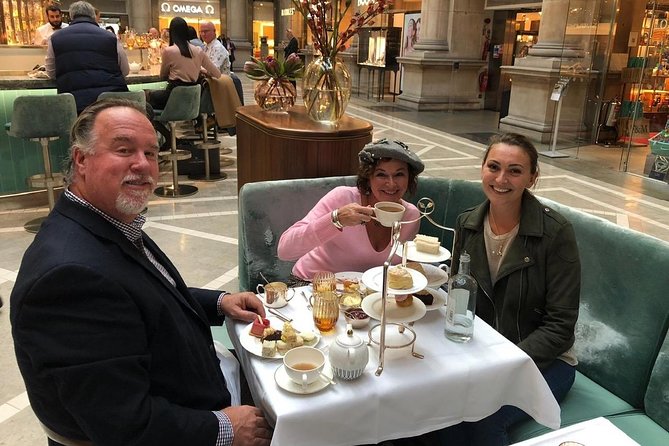 Downton Abbey London Filming Locations: Private Half-Day Tour - Notting Hill, Hyde Park, and Kensington Gardens