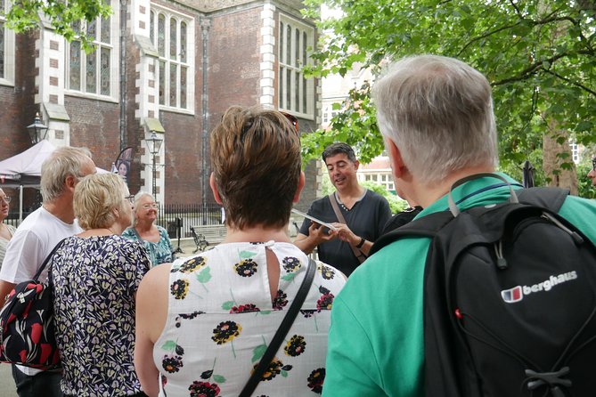 Downton Abbey London Walking Tour - Following Anna and Bates toward the royal district