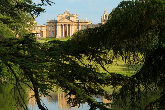Downton Abbey sites, Cotswolds and Blenheim Palace from London - Shilton and Swinbrook: Two Brief but Memorable Stops