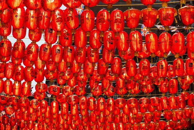 Eating London: Twilight Soho VIP Food & Drinks Tour - Bun House Chinatown keeps the route moving