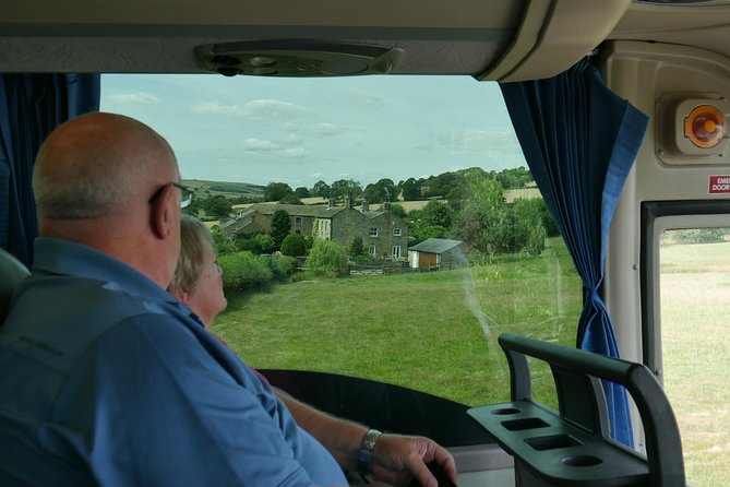 Emmerdale Classic Locations Bus Tour from Leeds - Otley and the route into television country