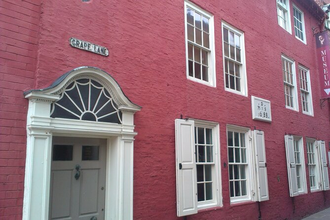 Essential Whitby: Discover the town’s legends on a self-guided audio tour - Pannett Park offers a quieter change of pace