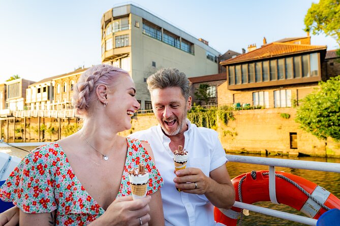 Evening 'Happy Hour' Boat Cruise For All Ages In York - What the live commentary adds