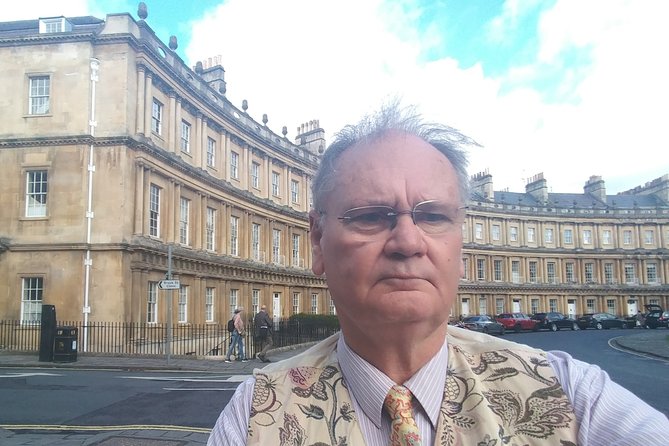 Exceptional Bath tour guide making your visit splendidly memorable. - Starting beside Bath Abbey and the old city wall