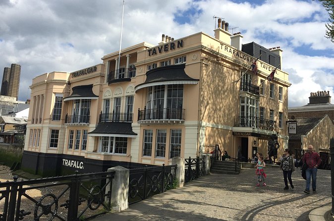 Exploring Royal and Maritime Greenwich in London - Queen’s House and England’s early classical architecture