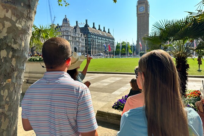 Fast Access Westminster Abbey Private Tour with a London Blue Badge Guide - The first look at Westminster Abbey
