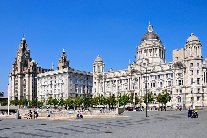 Football Experience With A Local Host In Liverpool - Key points to know before booking
