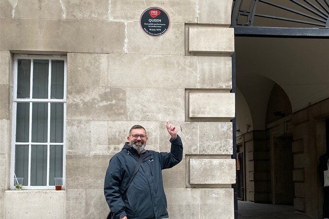 Freddie Mercury and Queen. The London tour - Key points to know before you book