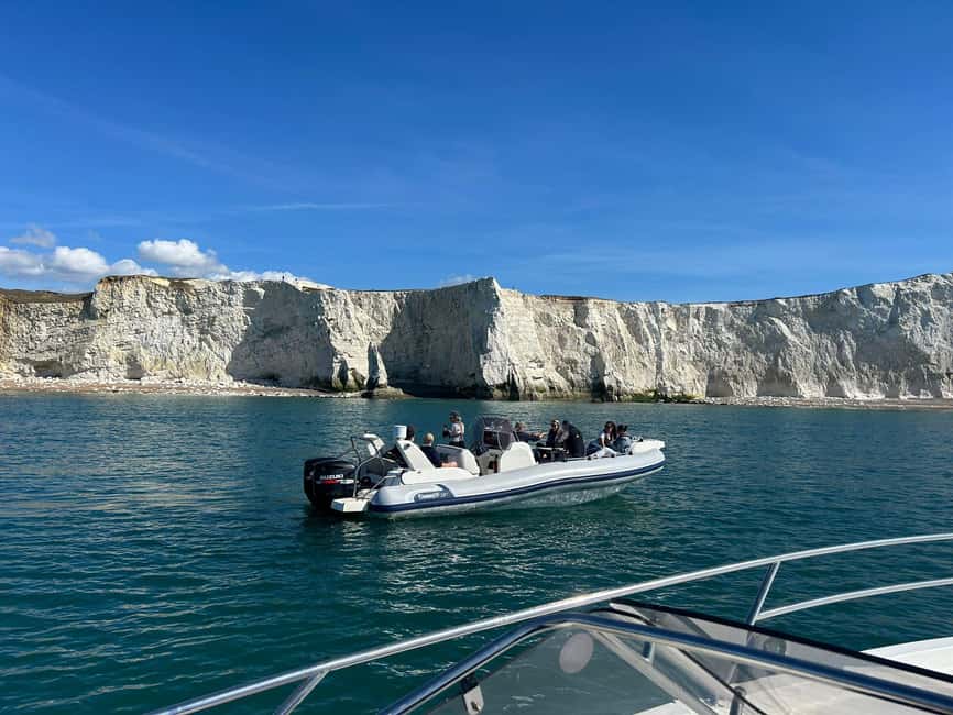 From Brighton: Seven Sisters Boat Tour - What makes the guides so important