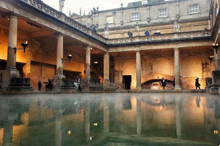 From Cambridge: Guided Day Tour to Bath and Stonehenge - Three Hours and 15 Minutes in Bath