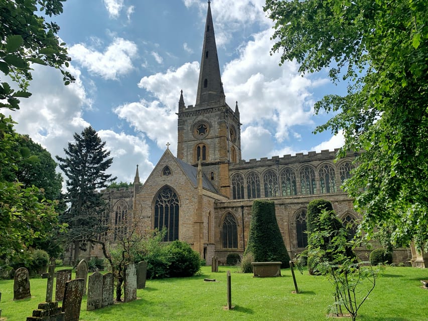 From Cambridge: Guided day trip to Stratford & The Cotswolds - Making the most of 1.5 hours of free time