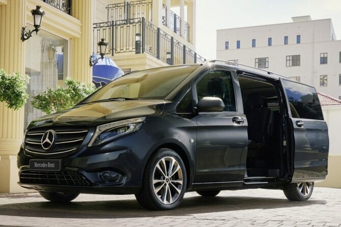 From Heathrow Airport to Southampton Private Chauffeur Service - A 90-minute ride built for recovery