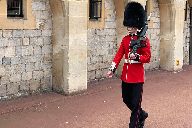 Full Day Excursion Royal London & Windsor in an Iconic London Black Cab - What the price includes, and what it does not