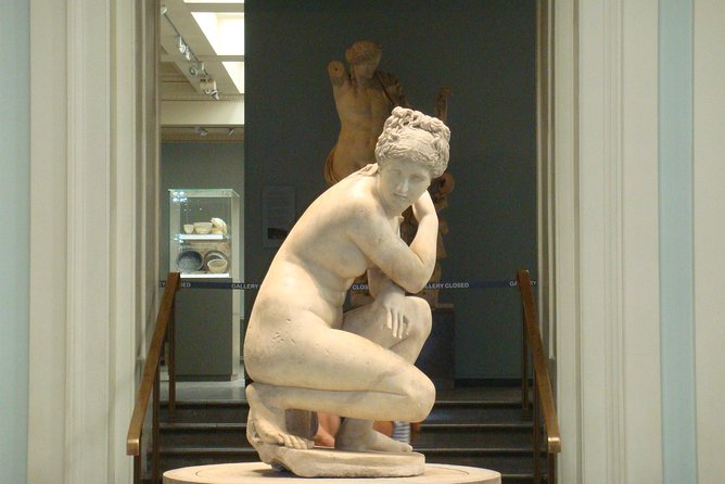 Full Day London Pick & Mix Customized Tour - The British Museum and Dickens Museum