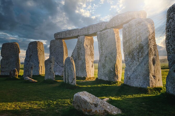 Full-Day Private Tour of Stonehenge and Bath with Pickup - Bath’s two-and-a-half-hour walk through 2,000 years