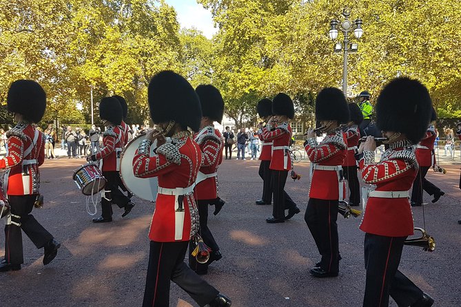 Full Royal Tour: Royal London & Buckingham Palace Tour - Parliament Square, Big Ben, and Westminster Abbey