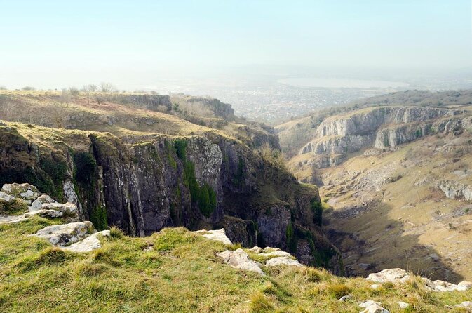 Glastonbury and Cheddar Gorge Guided Day Tour from London - London to Somerset: a full day on the road